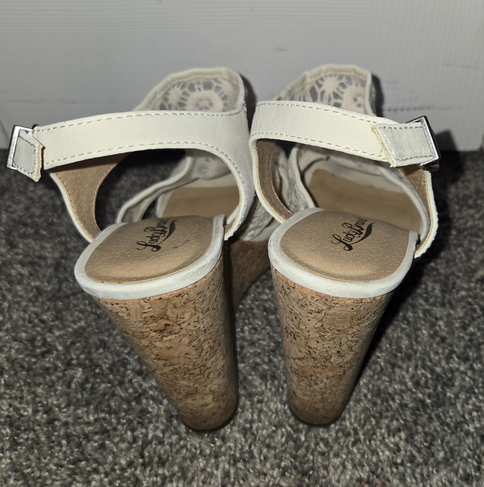 Lucky Brand Ivory Crochet Lace Wedge Sandals Shoes, Size9, Excellent Condition - Picture 4 of 7